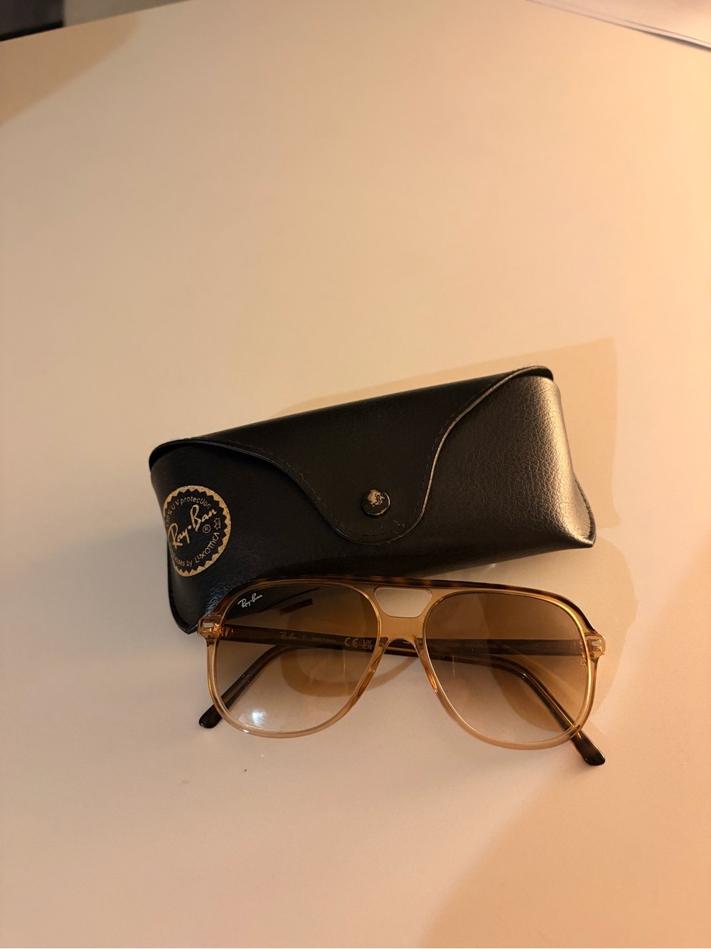 Ray-Ban Tortoiseshell Brown Gradient Pilot Sunglasses - Picture 3 of 4